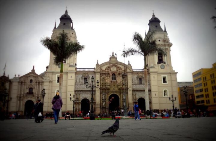 Cathedral in Plaza de la Armas