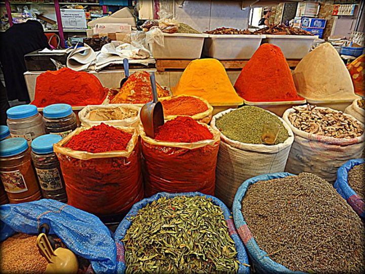 Fez spice market