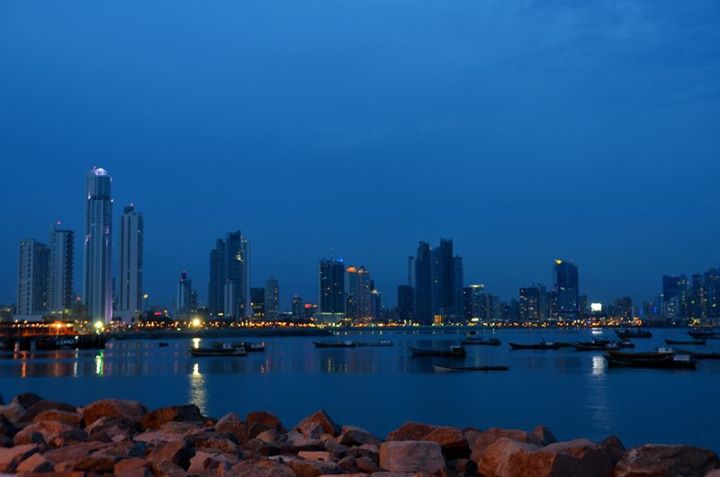 Blue sky, blue waters. The Panama skyline at twilight.