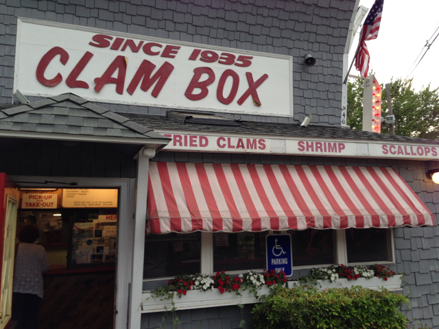 clam box