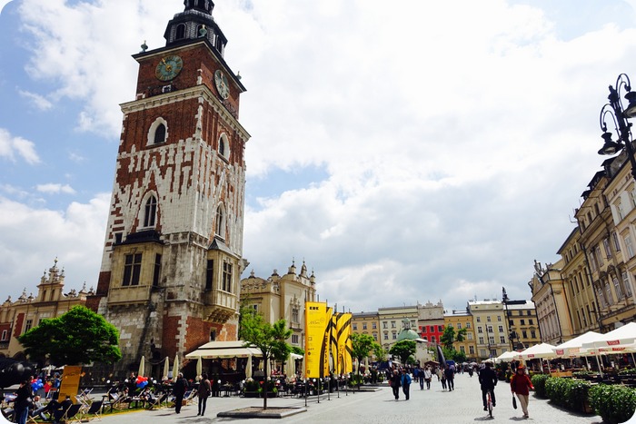 krakow main square